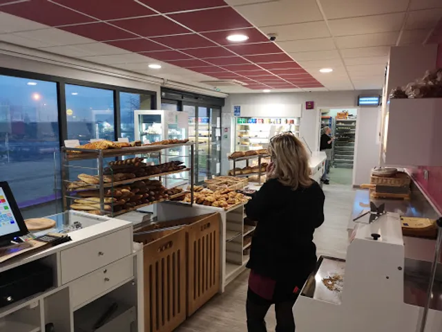 Du Croissant Au Dessert - Riva