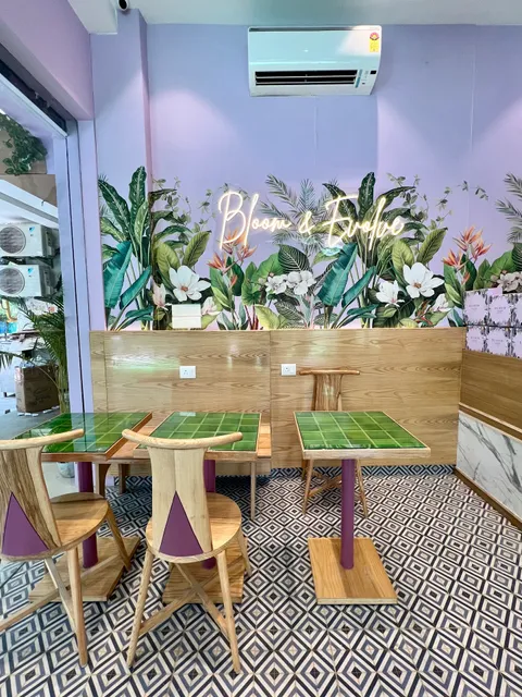 Bloom Cafe & Cakery