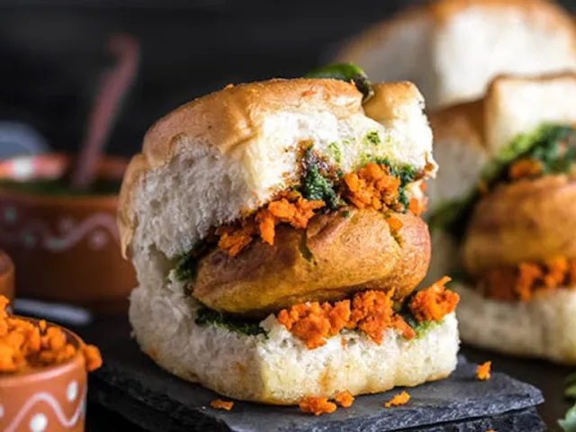 Vada pav shop