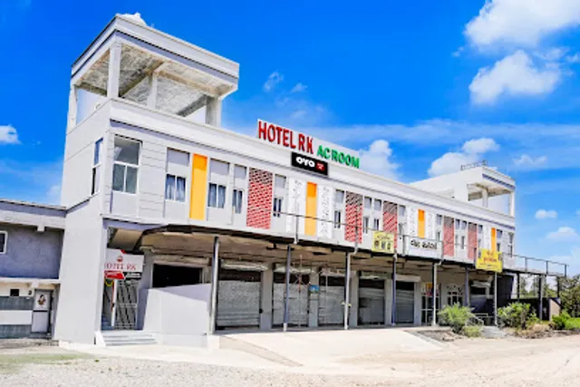Hotel RK AC Rooms Vadodara