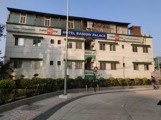 OYO 14856 Resort Raghav Palace