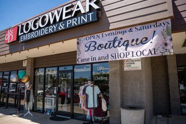 DD Logowear & Boutique