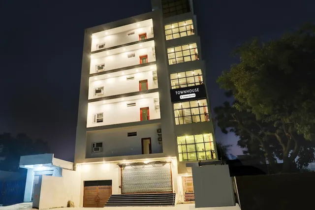 Townhouse Balua Road Pahadiya