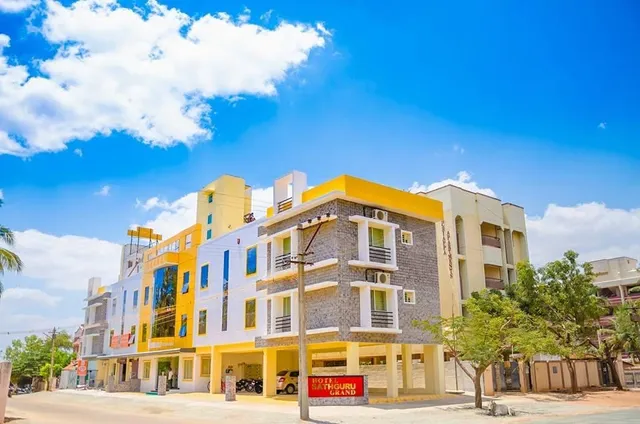 Hotel Sathguru Grand