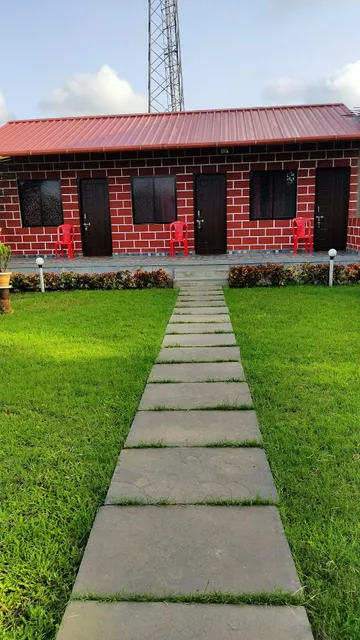 DANDELI CROCODILE EDGE HOME STAY
