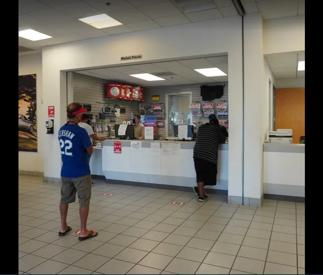 Team Nissan Auto Parts Store