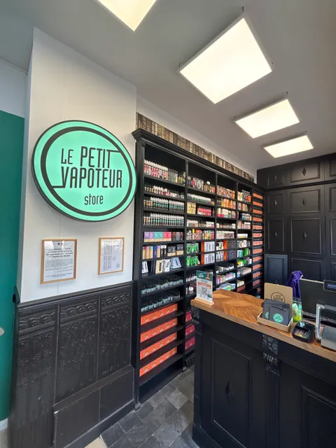 Le Petit Vapoteur Paris 5 Luxembourg