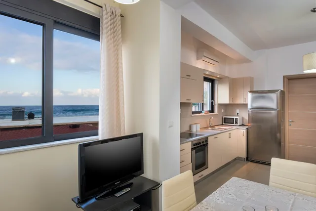 Athina's Flat on the sea