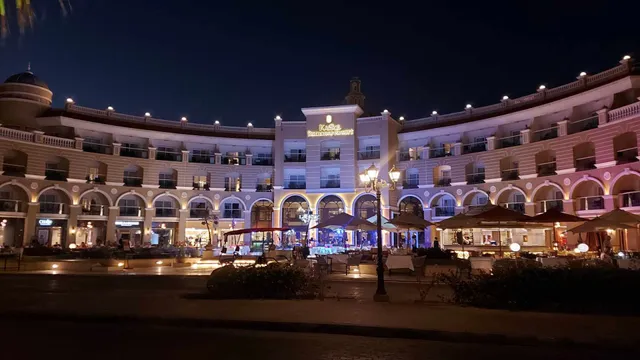 Sahl Hasheesh Administration Building