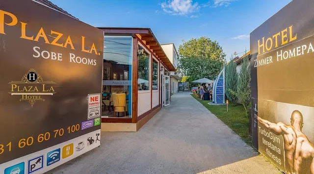 Plaza Laćarak Rooms Night & Spa / GermanPro