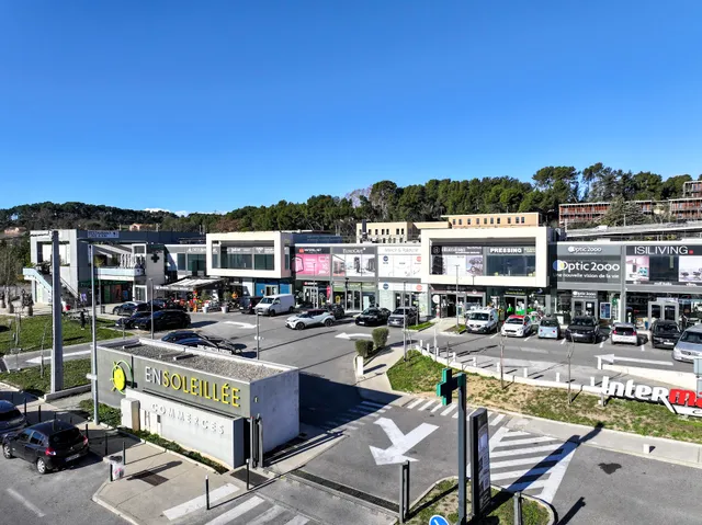 Centre Commercial L'Ensoleillée