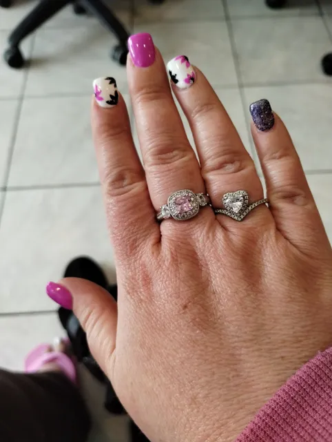 Frankford Nail Salon