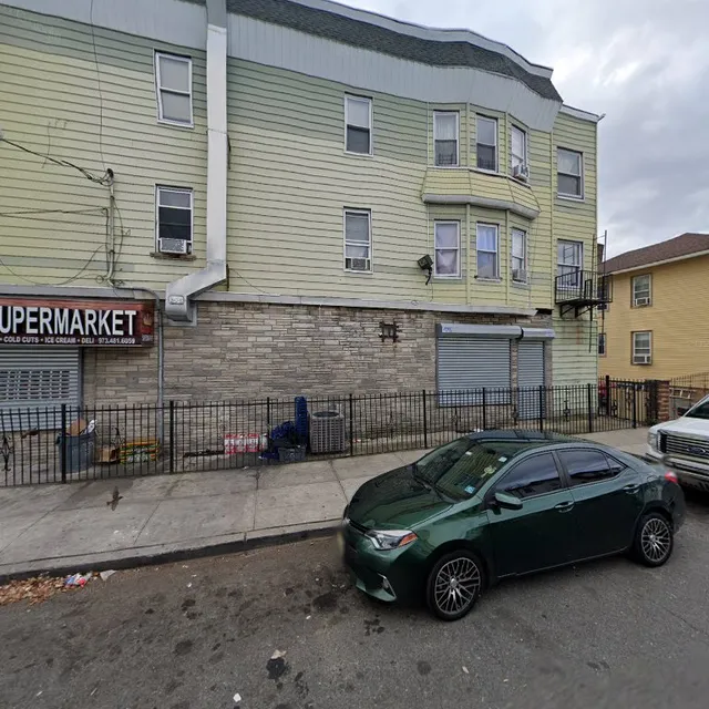 El Kiosko Restaurant & Grill