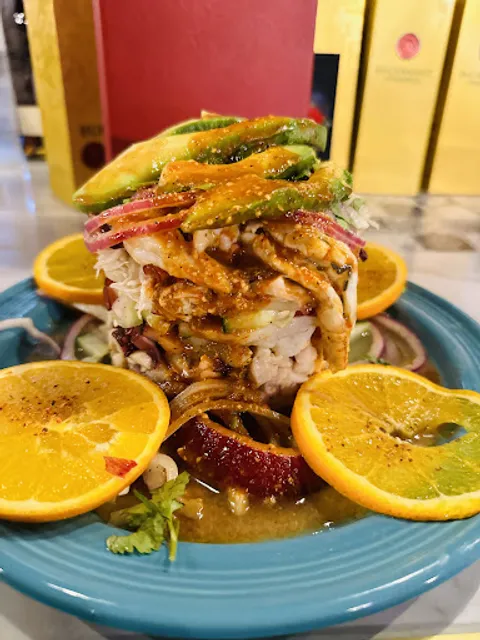 La Dama Mexican Restaurant & Bar