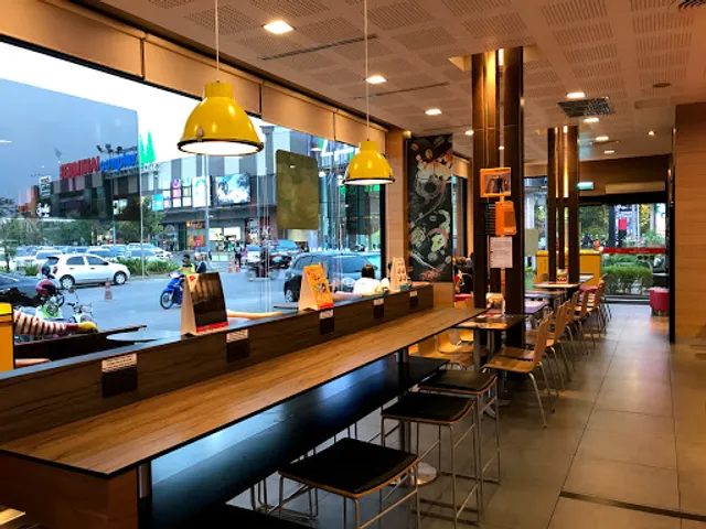 McDonald's SERM THAI COMPLEX MAHASARAKAM (DRIVE-THRU)