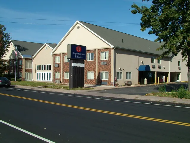 Regency Inn & Suites