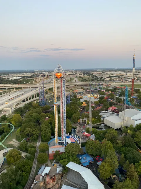 Six Flags