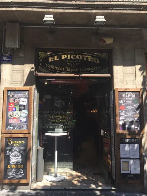 El Picoteo