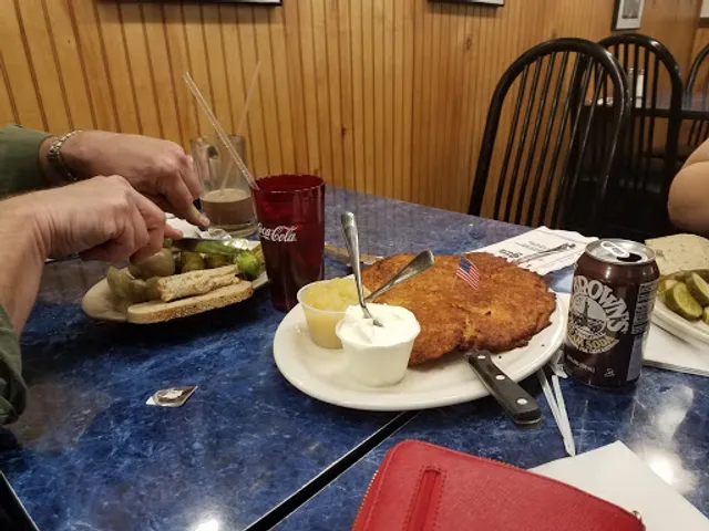 Goldberg's Famous Bagels