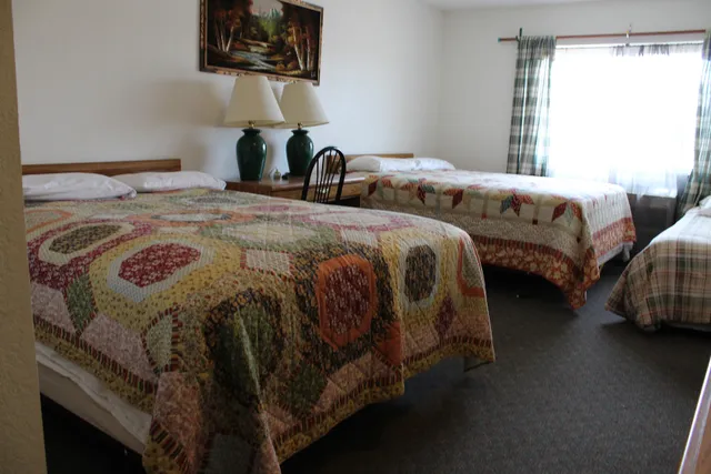 Deer Creek Motel, NY