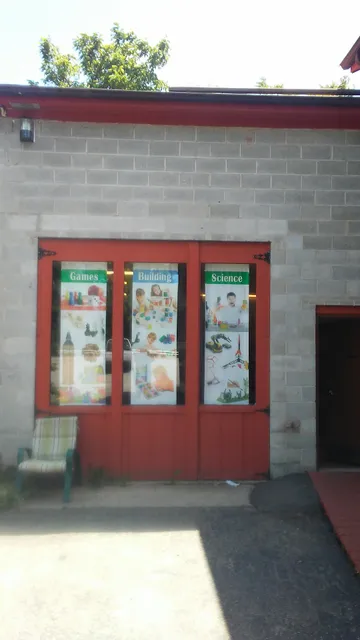 Oakridge Hobbies, Toys & Gifts - OakridgeStores.com