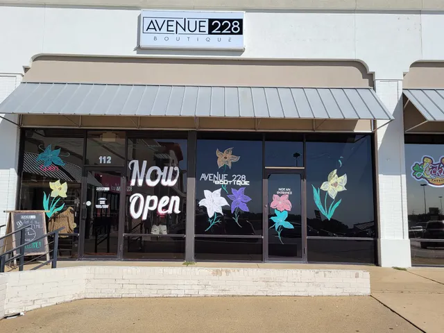 Avenue 228 Boutique