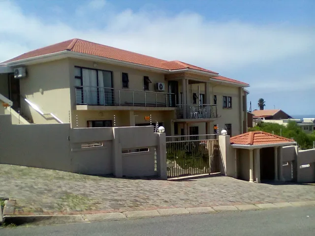 Thandi's Guest House