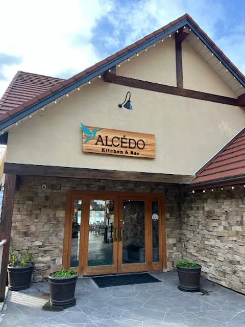 Chanterelle Restaurant & Bar