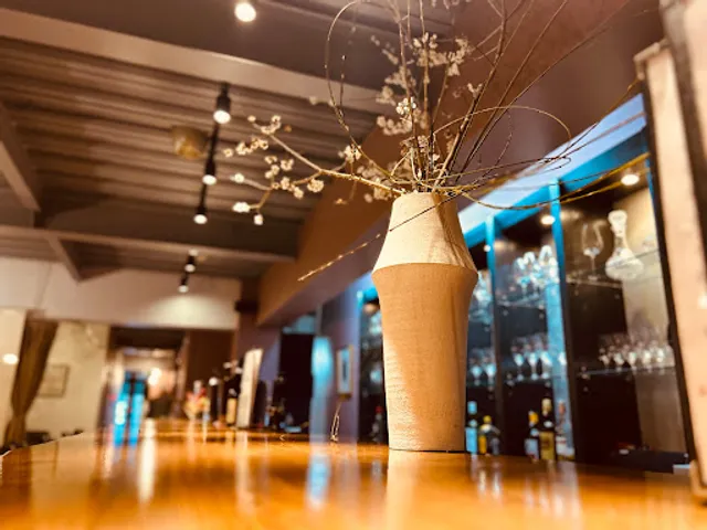 ワインカフェ VINCHAT