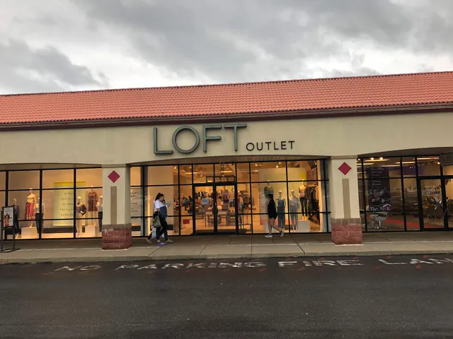 LOFT Outlet