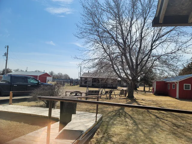 Sandhills Guest Ranch B&B