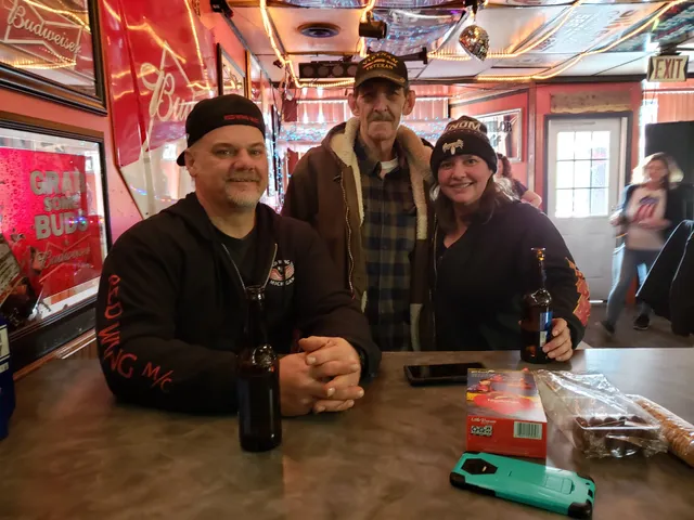 Chicky's Paradise Saloon