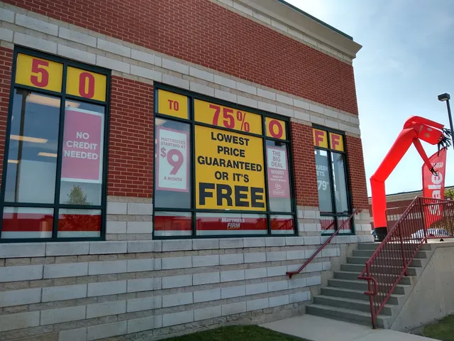 Mattress Firm Lombard