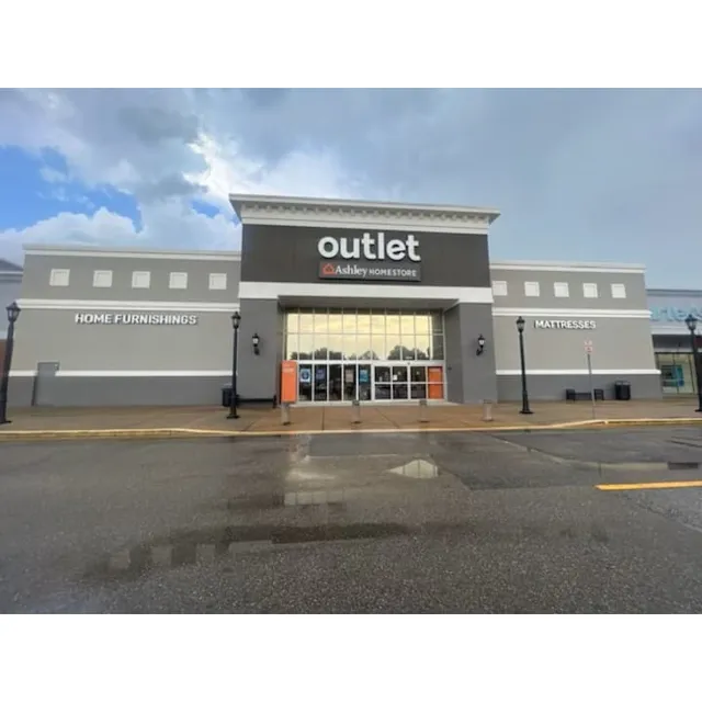 Ashley Outlet