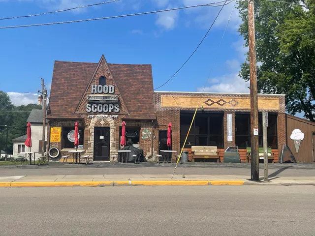 Hood Scoops Ice Cream Shop