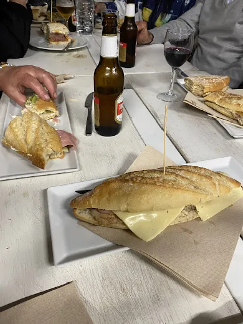 Bar El Arranque (Piscinas de Nalda)