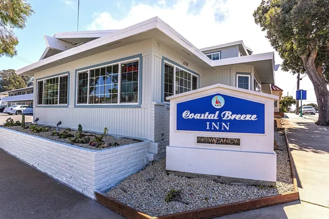 Coastal Breeze Inn Morro Bay CA