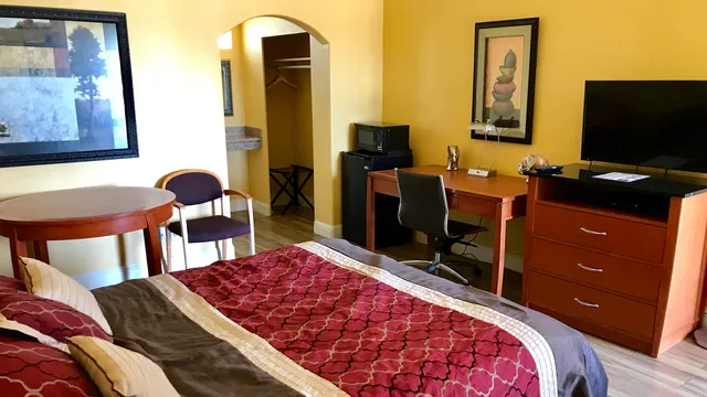 Town & Country Motel