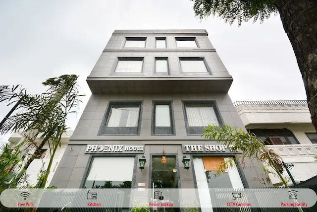 OYO 47054 The Phoenix House