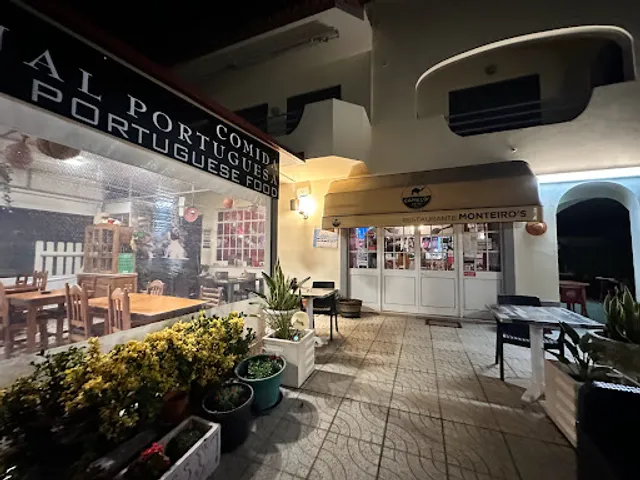 "Monteiro's" Snack-bar/Restaurant