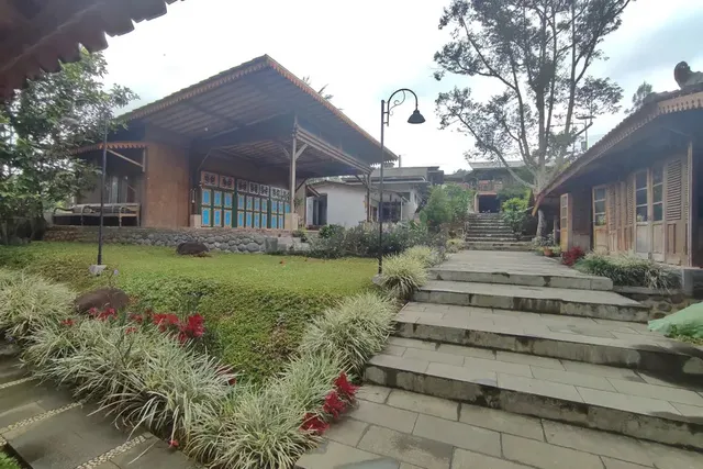 Oemah Tahu Banjarnegara Resto and Resort Mitra RedDoorz