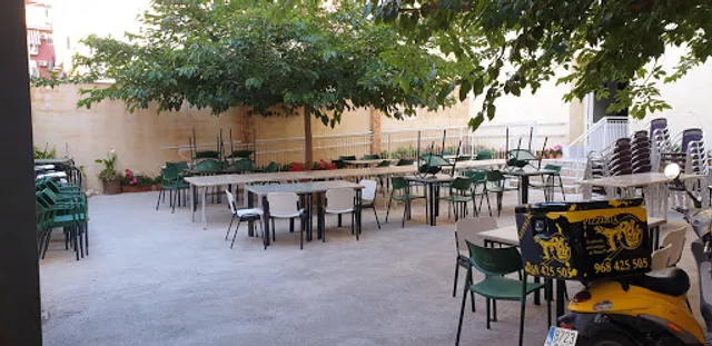 Pizzería Trevi Azul