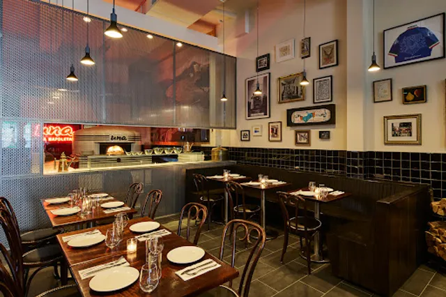 Una Pizza Napoletana