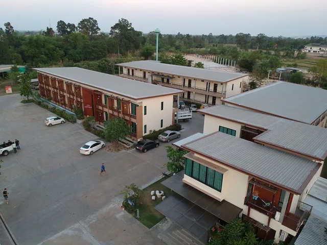 Villa Thiwa Resort Hotel, Outside Mukdahan City