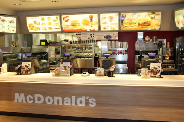 McDonald's Napoli Aeroporto