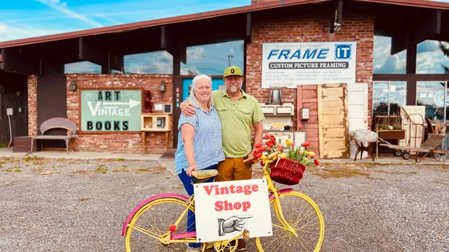 Brick & Mortar Vintage Shop and Frame It Custom Picture Framing