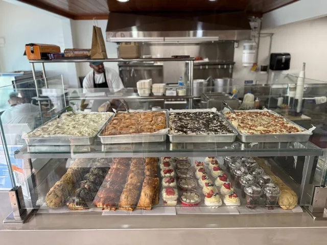 Gianmauro’s Burgers & Desserts