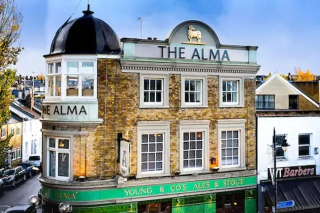 The Alma (Hotel)