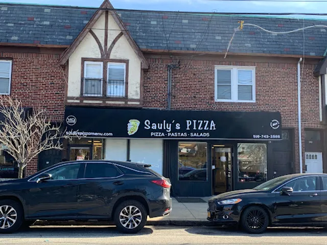 Sauly's Pizza