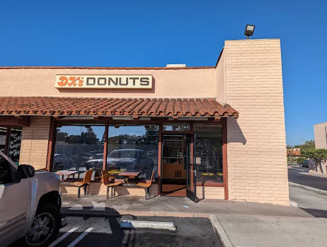 DK's Donuts